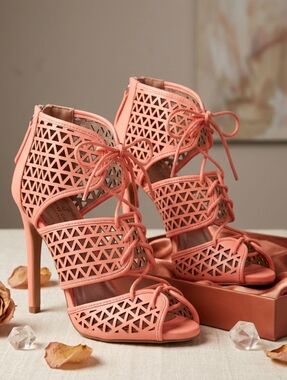Qupid Candy Peach Pink Glee Stiletto High Heels Caged Shoes in women's size 8.5